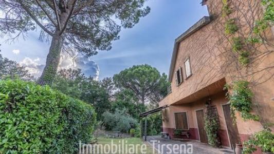 Acheter Maison 243 m2 Orvieto
