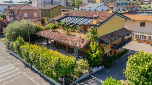 Annonce Vente 9 pices Maison Desenzano-del-garda