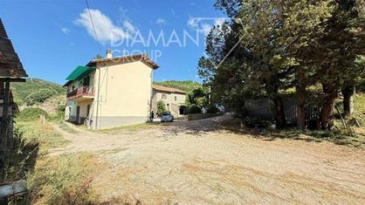 Acheter Maison 834 m2 Gubbio