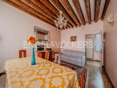Louer Appartement 55 m2 Venezia