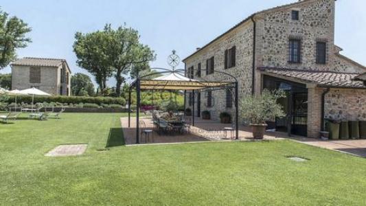 Acheter Maison 450 m2 Chiusdino