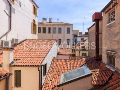 Acheter Appartement 175 m2 Venezia