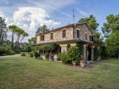 Acheter Maison 270 m2 Marsciano