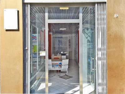 Acheter Local commercial 120 m2 Sassari
