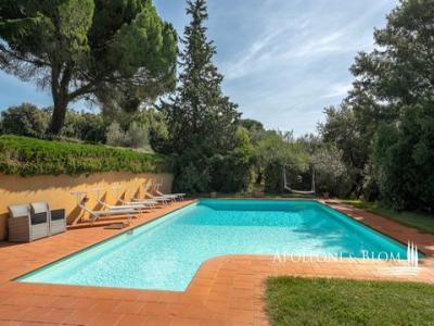 Acheter Maison 867 m2 Trequanda