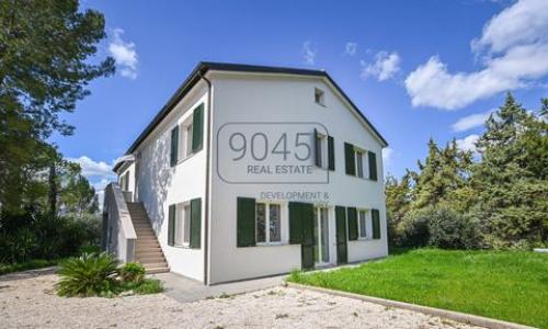 Acheter Maison 348 m2 Potenza-picena