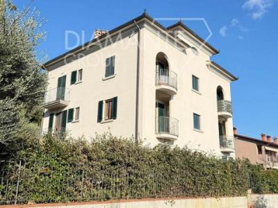Acheter Appartement 80 m2 Passignano-sul-trasimeno