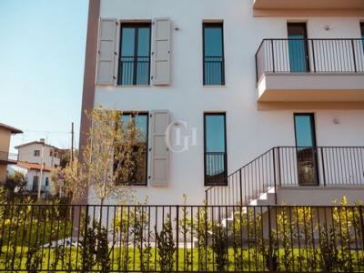 Annonce Vente 4 pi�ces Appartement Desenzano-del-garda