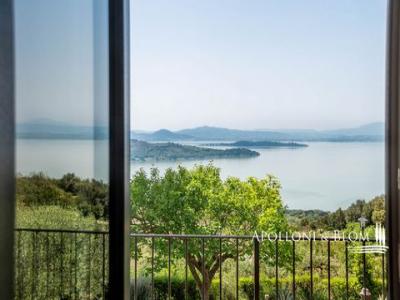 Acheter Maison 342 m2 Passignano-sul-trasimeno