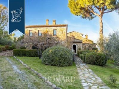 Acheter Maison 935 m2 Cetona