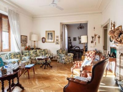 Acheter Maison 804 m2 Varzi