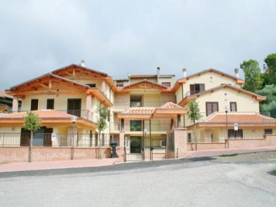 Annonce Vente 4 pi�ces Appartement Castiglione-del-lago