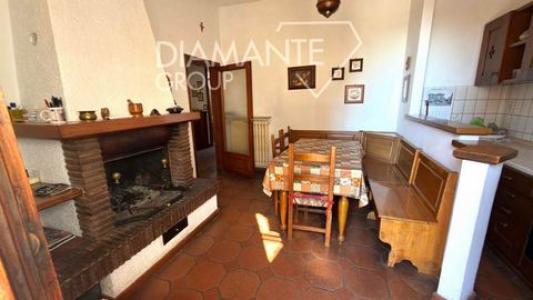 Acheter Maison 261 m2 Castiglione-del-lago