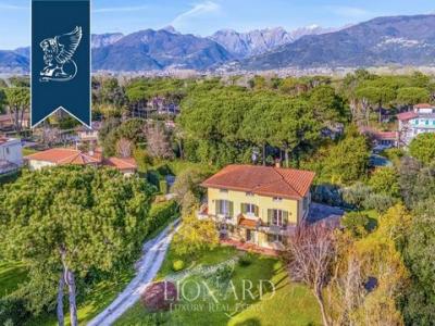 Acheter Maison 665 m2 Massa