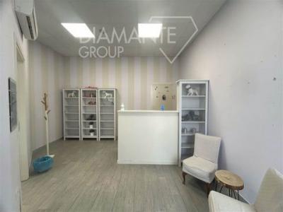 Louer Local commercial 80 m2 Castiglione-del-lago