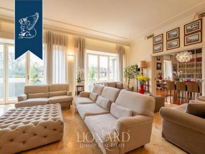 Acheter Appartement 365 m2 Milano