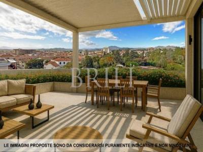Acheter Appartement 229 m2 Olbia