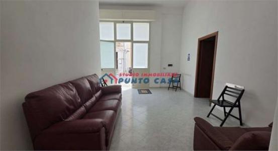Louer Local commercial 55 m2 Trapani