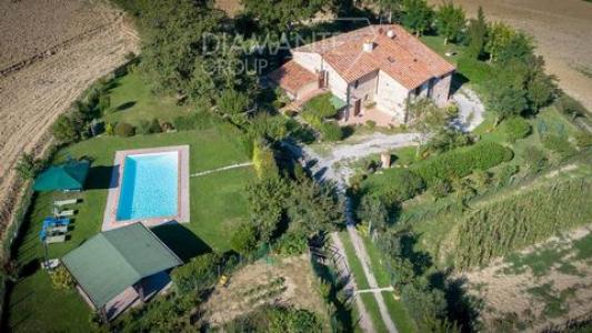 Annonce Vente 9 pi�ces Maison Radicofani