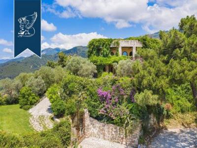 Vente Maison MONTIGNOSO  MS en Italie