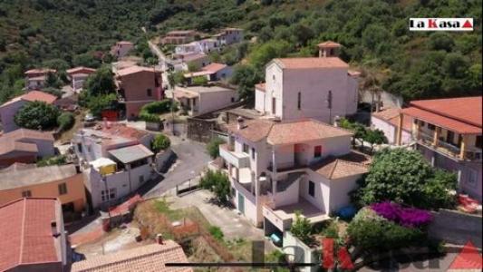 Acheter Appartement 210 m2 Budoni