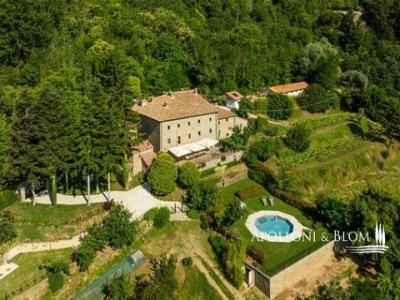 Acheter Maison 849 m2 Cortona