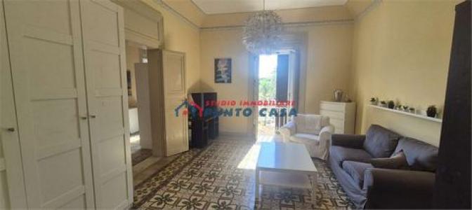 Louer Appartement 130 m2 Trapani