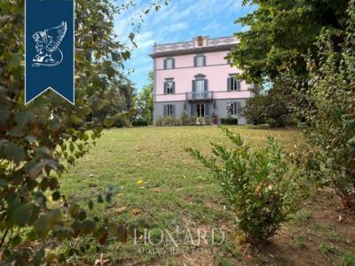Acheter Maison 1388 m2 Pescia