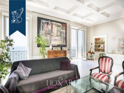 Acheter Appartement 276 m2 Napoli