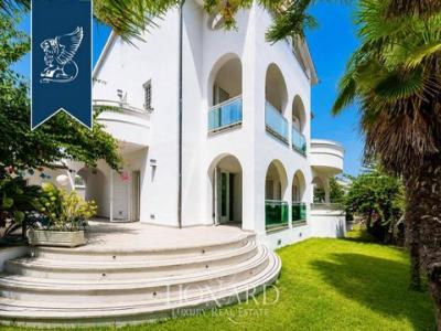 Acheter Maison 550 m2 Santa-marinella