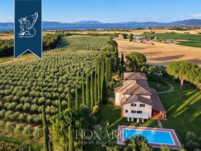 Acheter Maison 750 m2 Castiglione-del-lago
